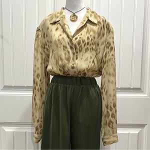 Josephine Chaus Beige/Brown Animal-Print Blouse Size 14